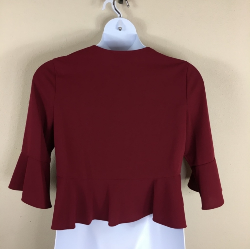 Red top - Picture 2 of 3